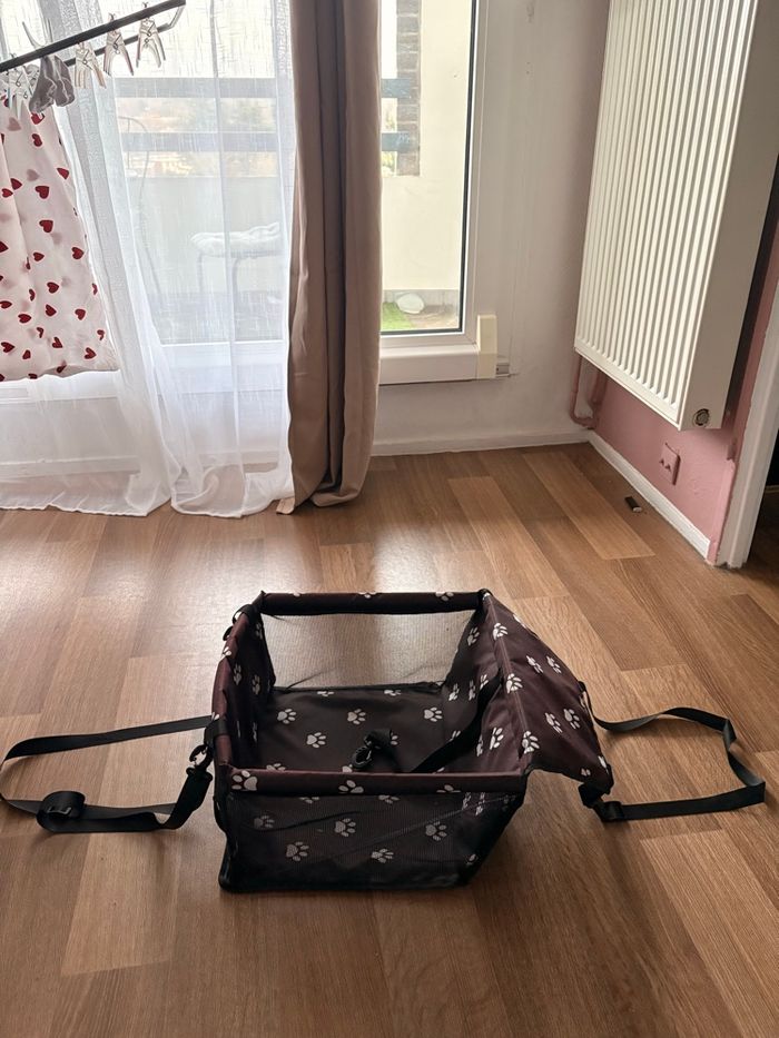 Sac pour chien en voiture