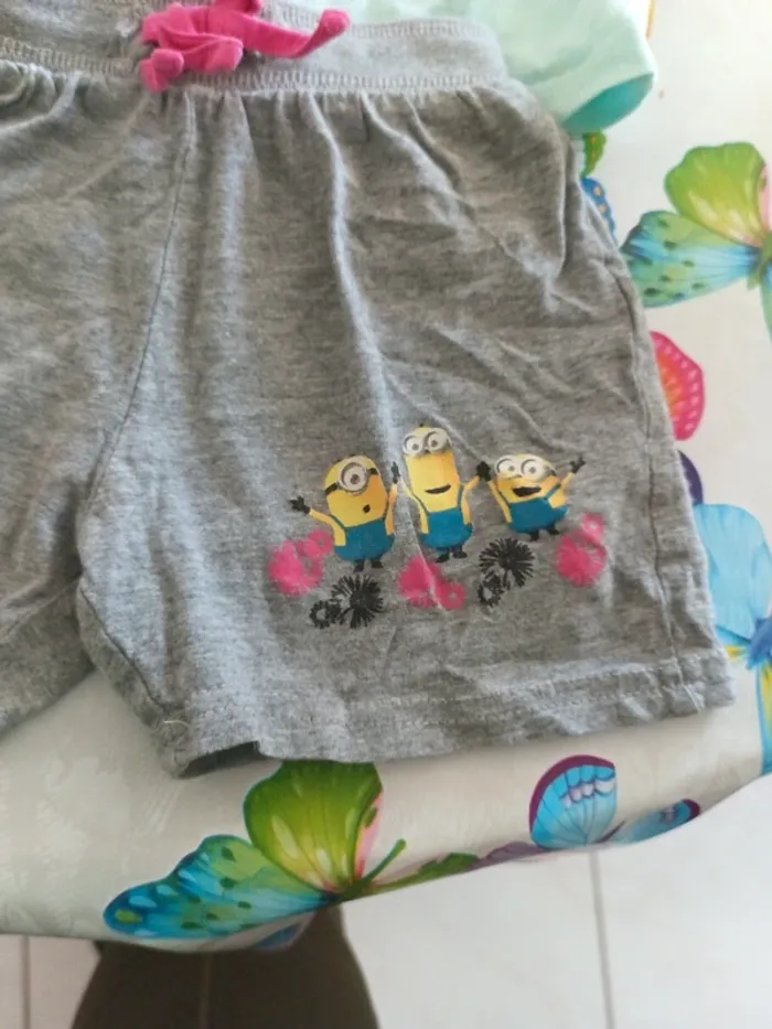 Ensemble minions été fille 2 ans - photo numéro 4