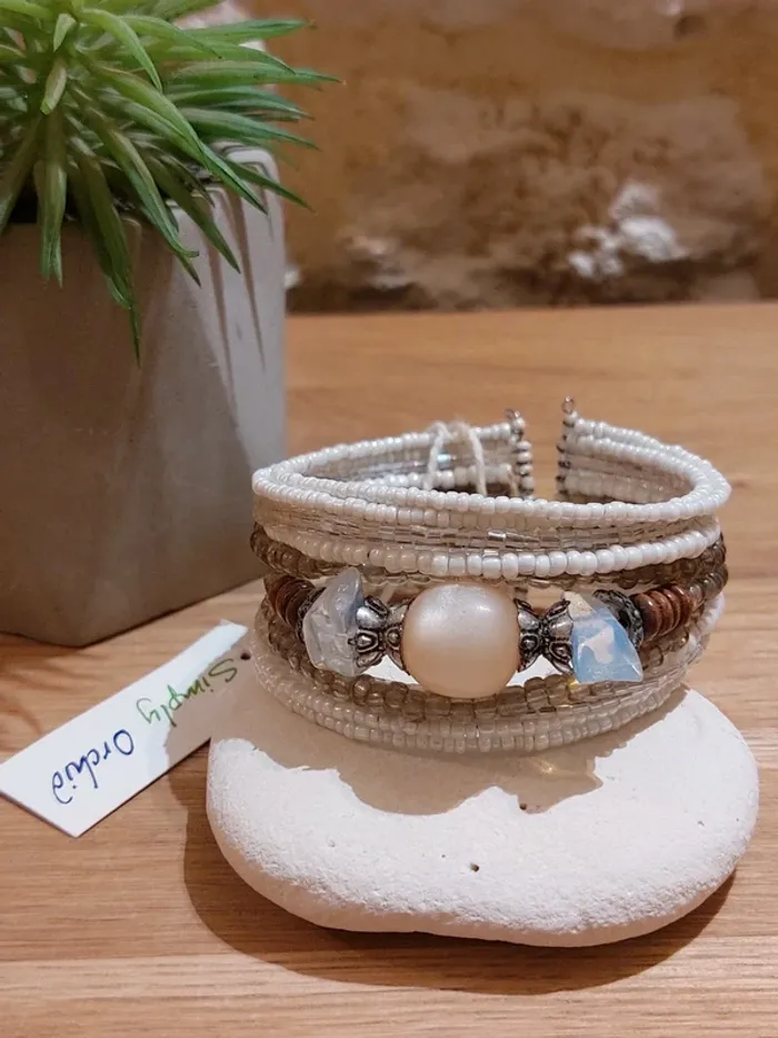 Bracelet perles neuf