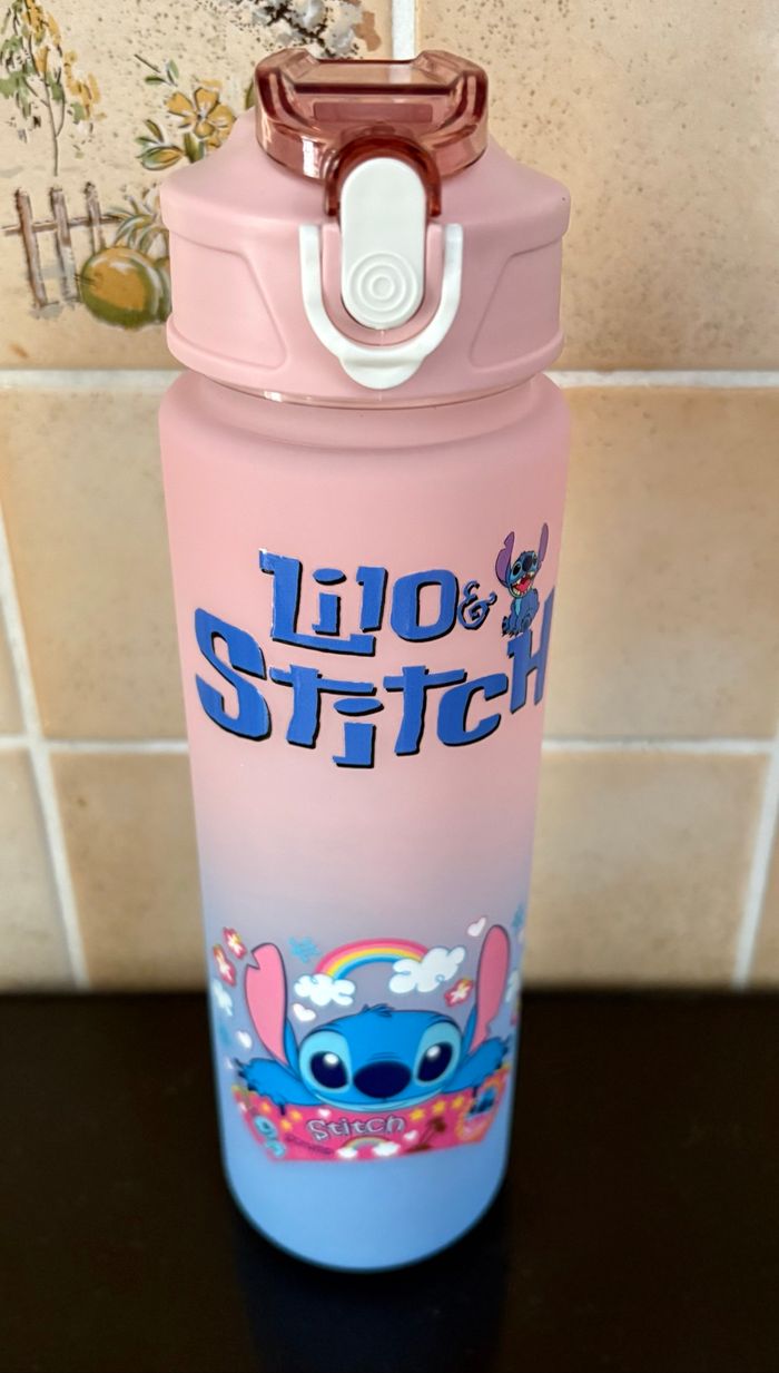 Gourde 750ml STITCH fermeture facile et pratique 8 différentes couleurs Neuves - photo numéro 5