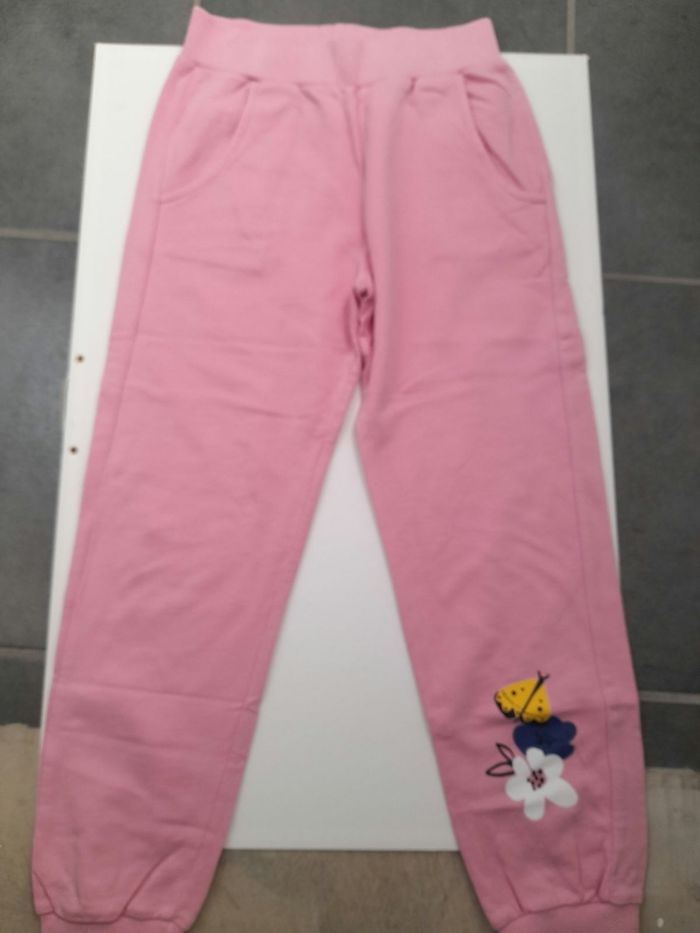 Ensemble fille en 9ans mshb&g - photo numéro 4