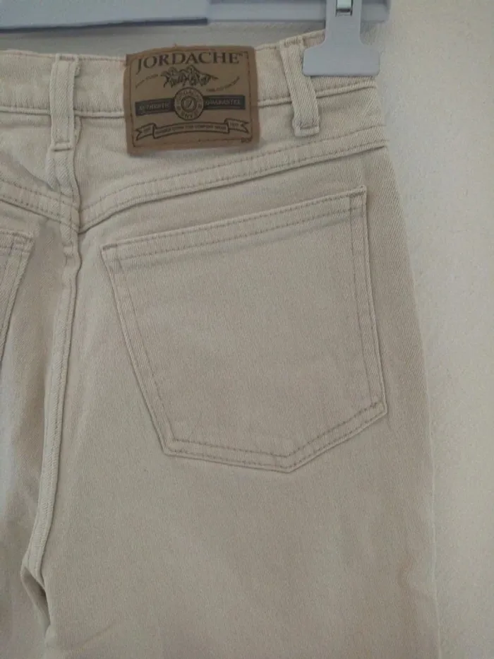 Jeans femme ou jeune fille - photo numéro 11