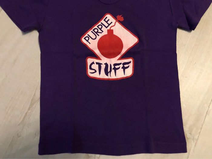 BB- Tee-shirt vintage « staff » violet (smirnoff) T unique (36-38) porté 1 soirée - photo numéro 2
