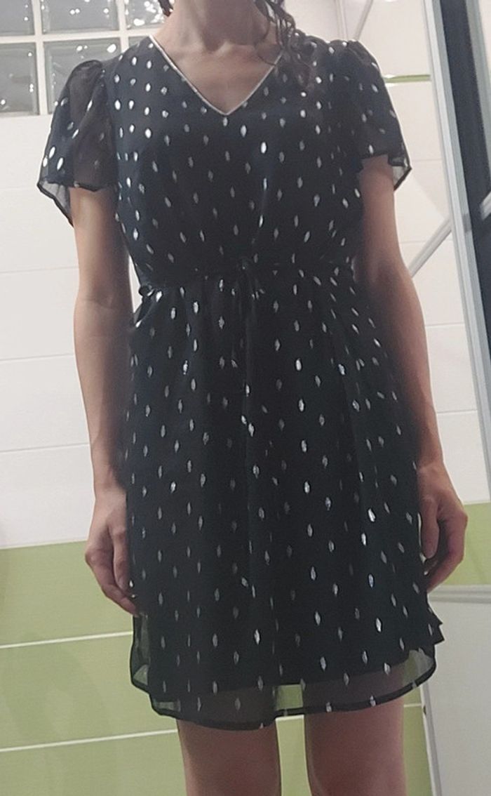Robe noire mi saison - photo numéro 2
