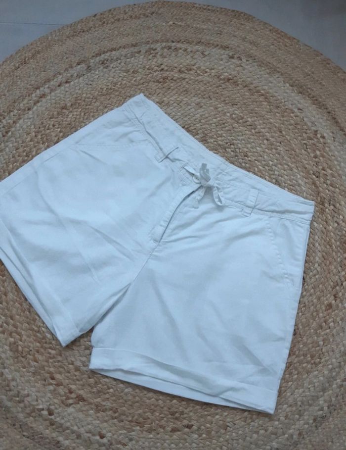 Short blanc T38 - photo numéro 2