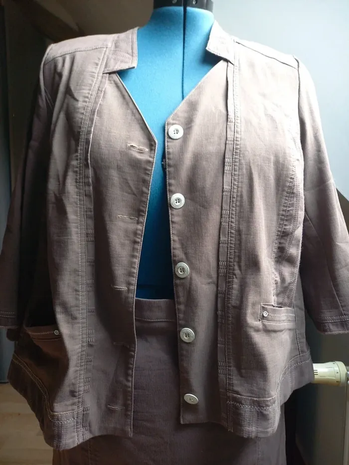 Jupe tailleur - photo numéro 9