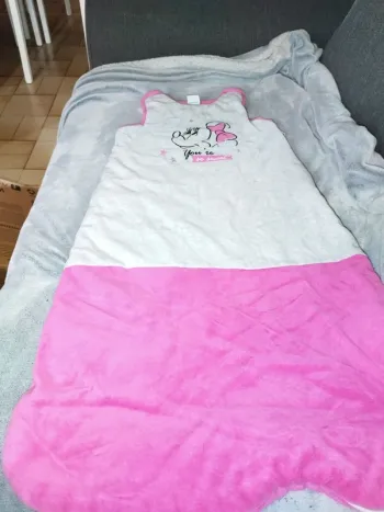 Gigoteuse fille
