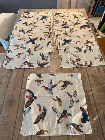 11 serviettes de table canard
