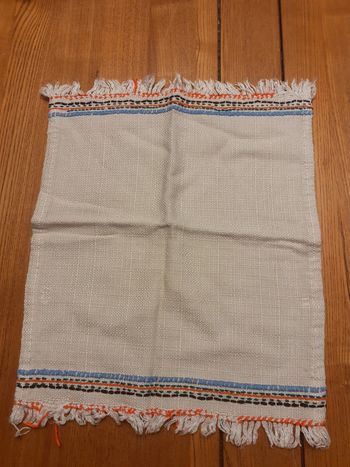 Napperon coton brodé