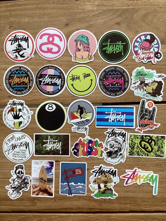 25 stickers Stussy