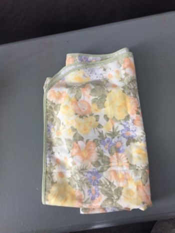 Nappe 1 m 70 sur 1 m 30