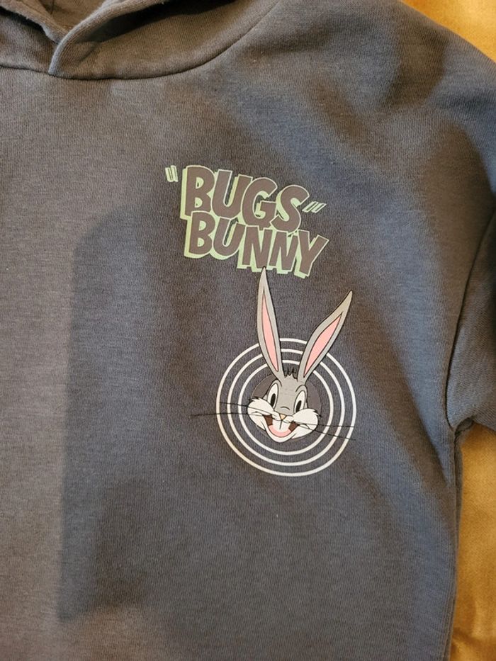 Très joli sweat à capuches Looney Tunes 3/4ans Excellent état - photo numéro 3