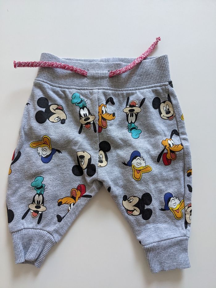 Lot de vêtements Mickey - photo numéro 4