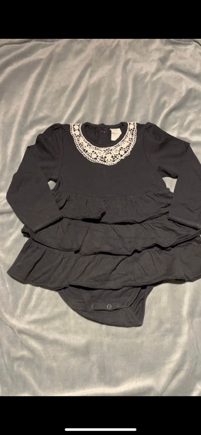 Robe à volants avec body