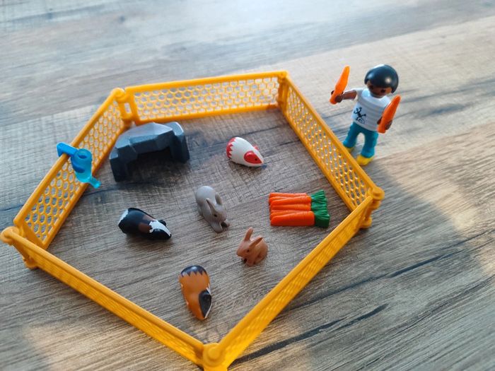 Enclos cochons d'Inde et lapins Playmobil