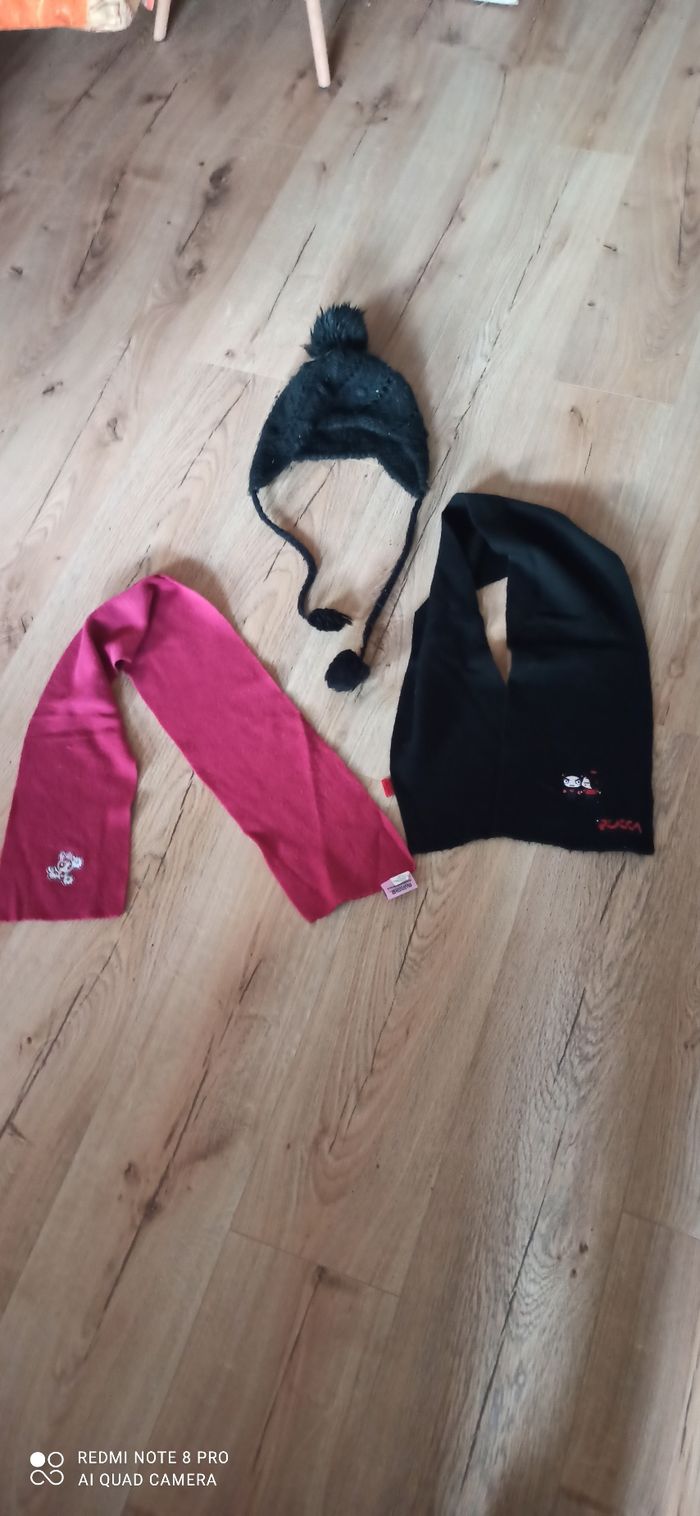 Bonnet et écharpes 12 ans