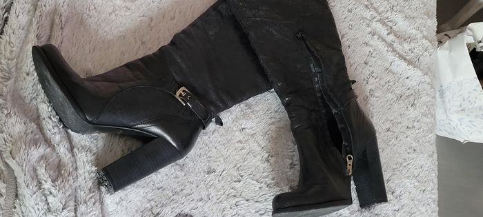 Bottes  noires