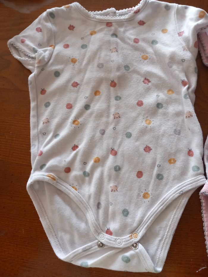 Lot 3 bodys - photo numéro 4