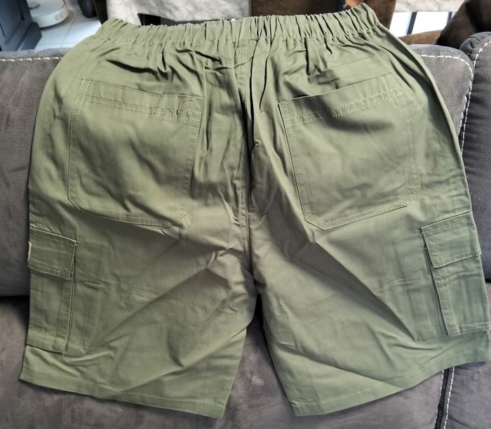 Short hks vert L - photo numéro 2