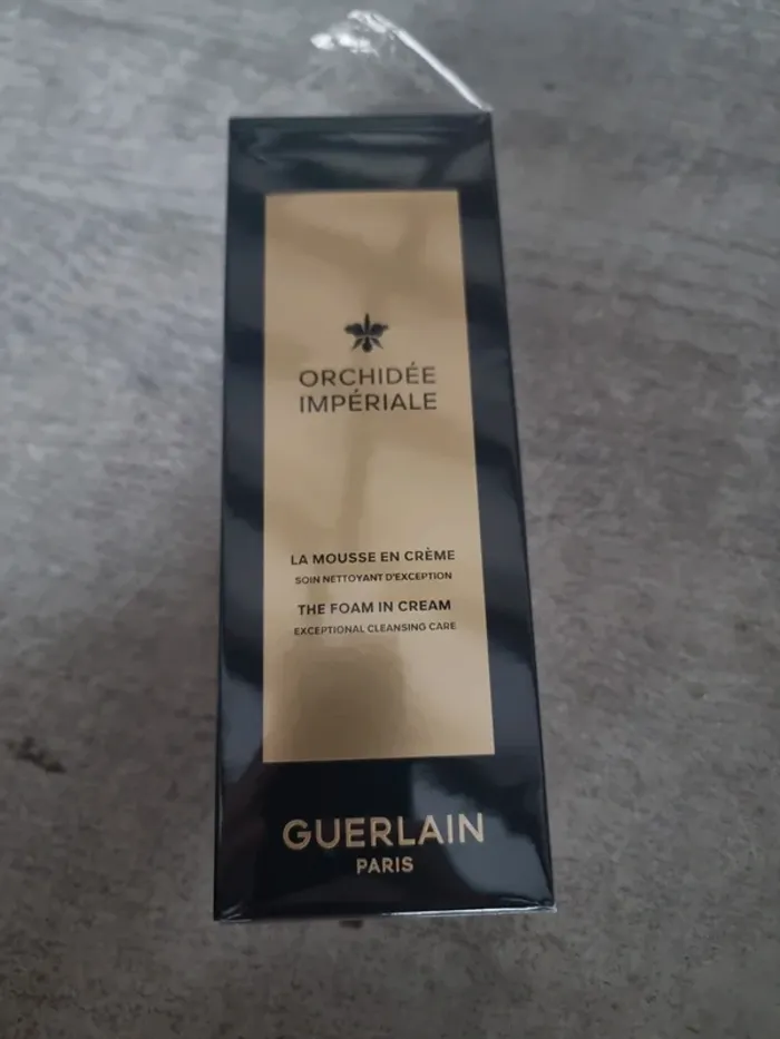 La mouwse en crème, orchidée imperméable guerlain