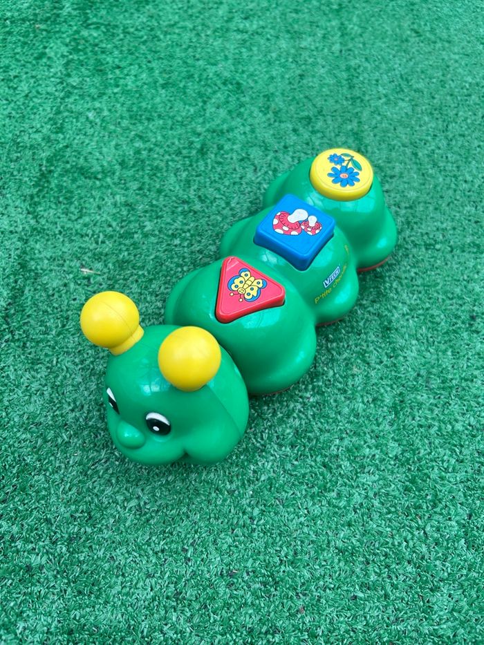 Chenille musicale VTech interactive bébé