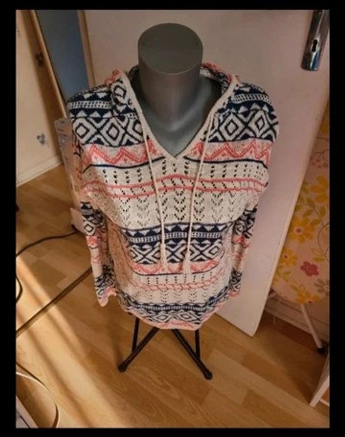 Pull ajouré coloré 38