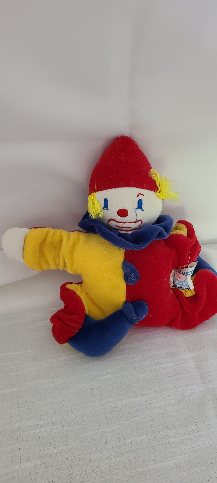 Doudou semi plat hochet clown rouge bleu SUCRE D'ORGE - photo numéro 2