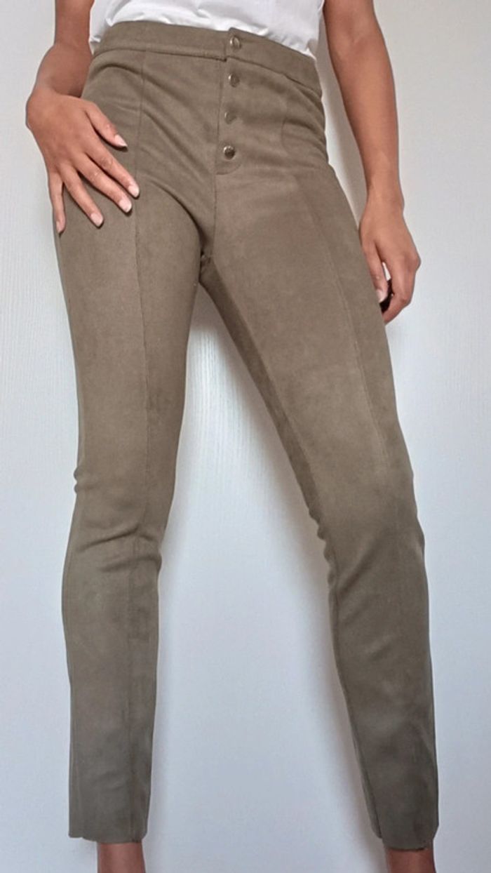Pantalon kaki Kiabi T38