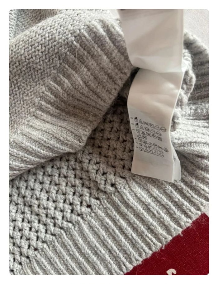 Pull Torsadé Tommy Hilfiger taille L gris motif broderie - photo numéro 11