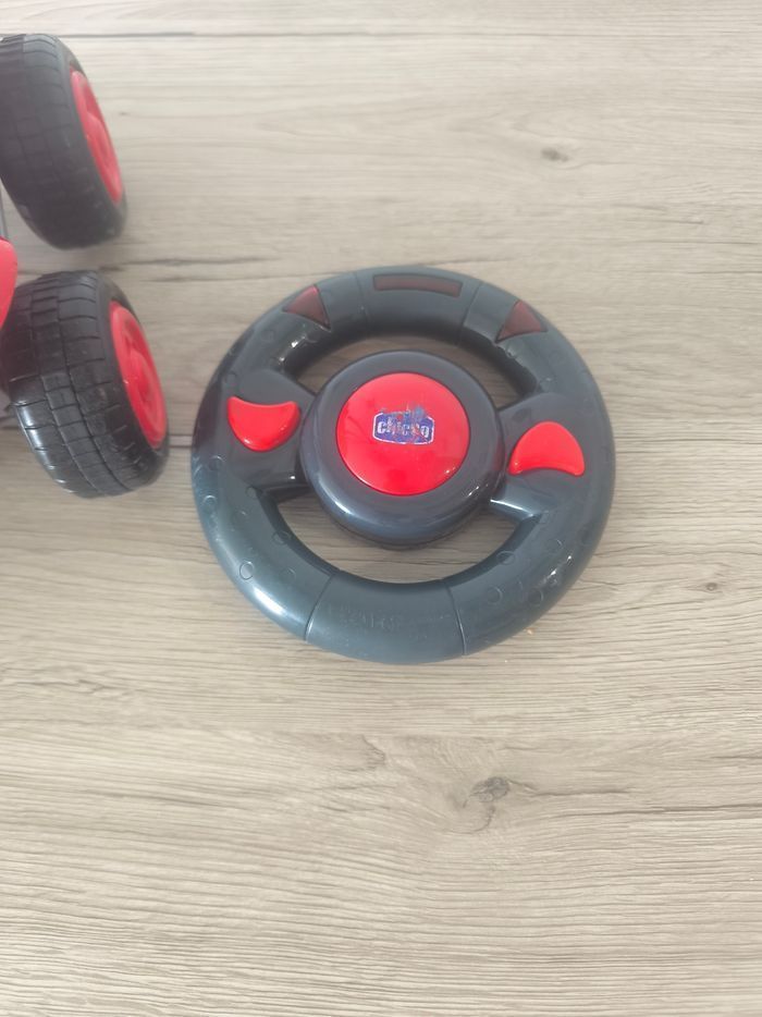 Voiture télécommandée dès 18 mois - photo numéro 5