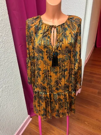 Robe à motif à manches évasées taille M Amenapih