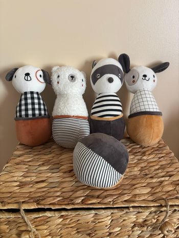 Jeu de quilles en peluche 