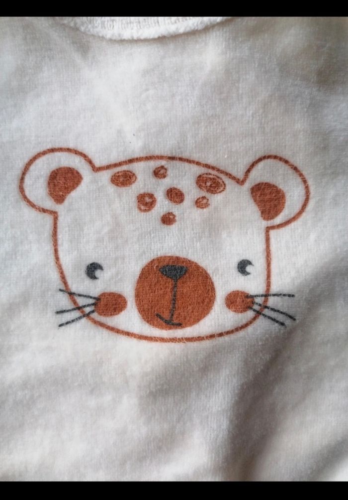 Lot de deux pyjamas velours 6 mois - photo numéro 7