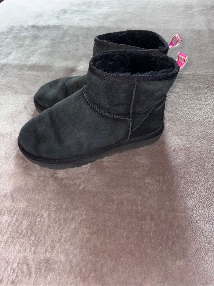 Bottines UGG noir taille 36 en bon état - photo numéro 6