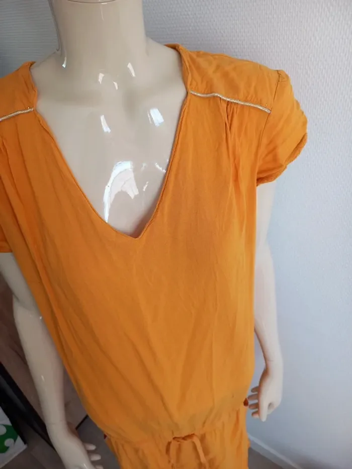 Robe kiabi T44 - photo numéro 3