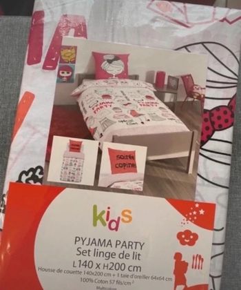 Housse de couette de marque Alinea taille 140 x 200 neuves  Thème Pyjama party