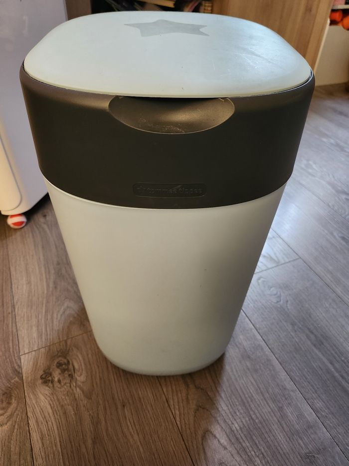 Poubelle à couches - photo numéro 3