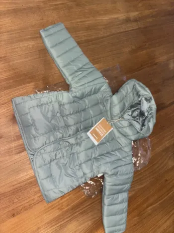 Veste vertbaudet taille 2 ans pour garçon neuve encore étiqueté