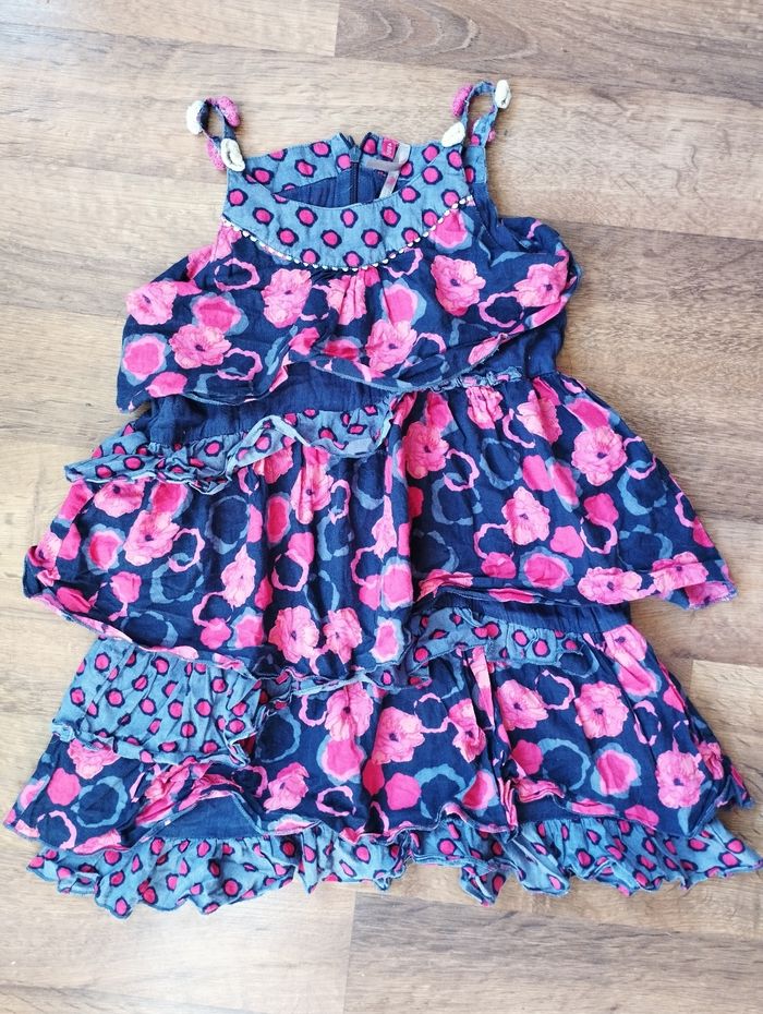 Lot robes a bretelles 4 ans - photo numéro 2