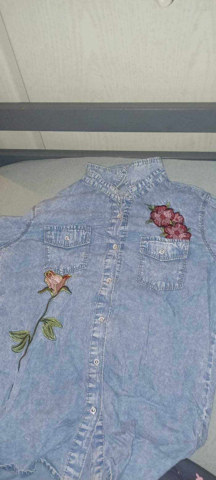 Vêtements fille à donner - photo numéro 3