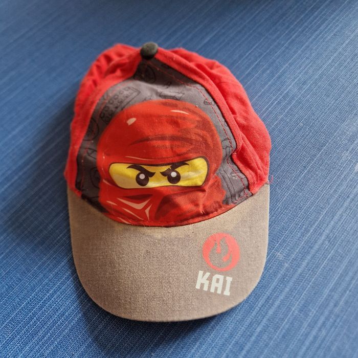 T52  5/8 ans casquette ninjago