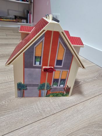 Maison playmobil transportable