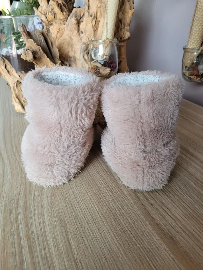 Chaussons pantoufles reine de Noël pointure 30/31 - photo numéro 2