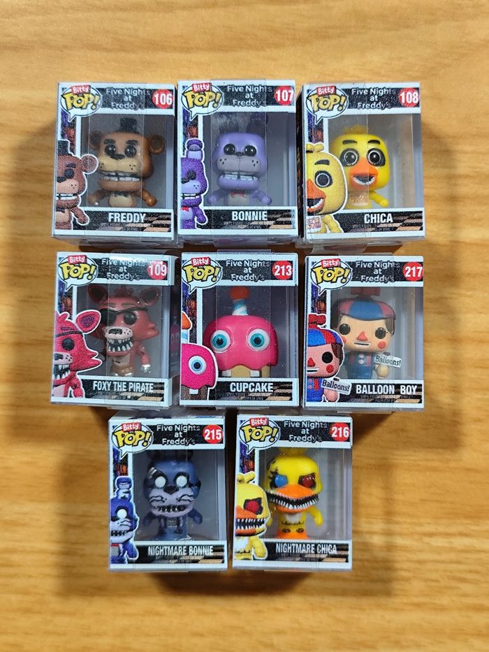 LOT 8 Figurines Bitty Pop! Five Nights At Freddy's - La Bande Classique + Nightmares !