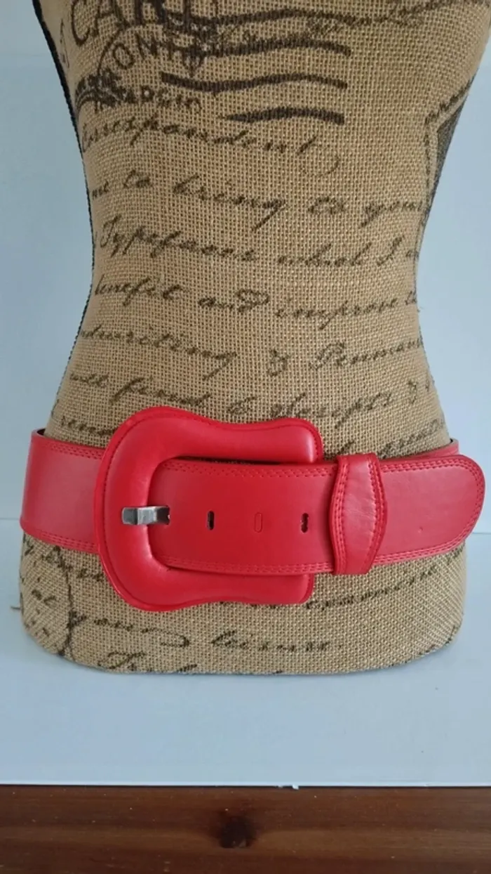 Ceinture rouge 90 cm femme