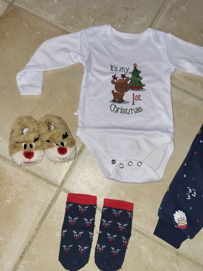Ensemble body Noël et pantalon chausson 3 mois - photo numéro 2
