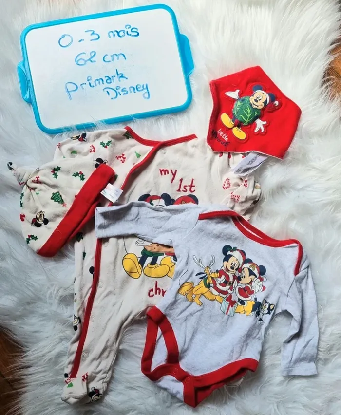 Ensemble noel disney