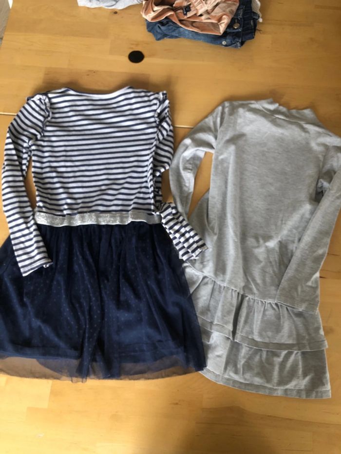 Lot 2 robes fille 8-9 ans Minnie et original marines - photo numéro 9