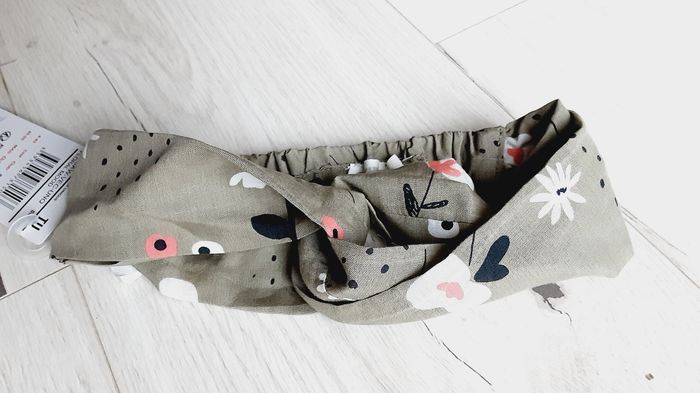 Vêtement fille bandeau kaki motifs fleurs Orchestra taille unique Neuf - photo numéro 2