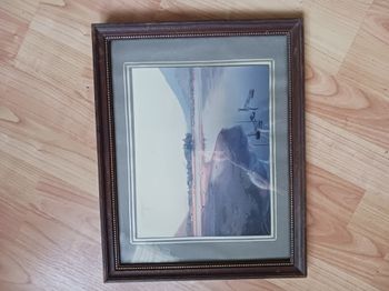 Cadre en bois marron avec photo paysage 38 x 30 cm